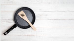 All-Clad Nonstick vs Calphalon Nonstick